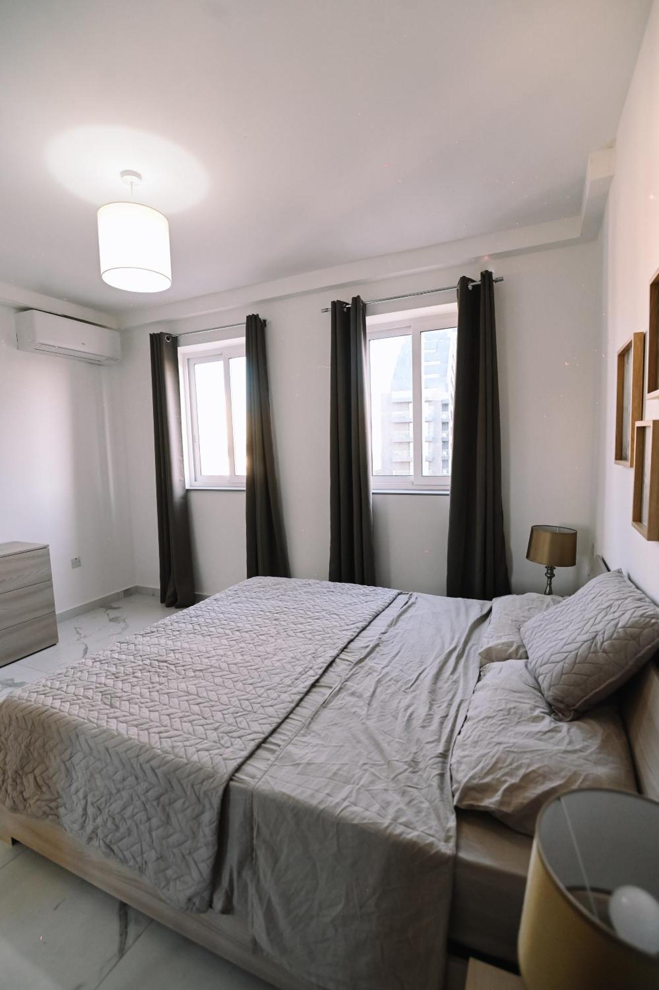 Bright 2 Bedroom Flat In Sliema! Экстерьер фото